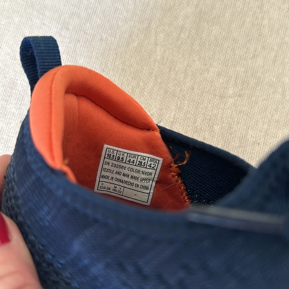 Skechers Men’s Sport Air Cushioning Sneaker - Picture 7 of 8